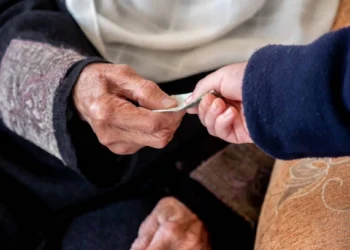 Bolehkah Zakat Mal Dialihkan untuk Kepentingan Sekolah dan Masjid?